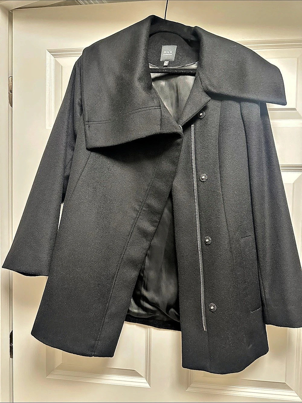 Black Saks Fifth Avenue Cashmere Pea Coat in Black Size 10 Like New